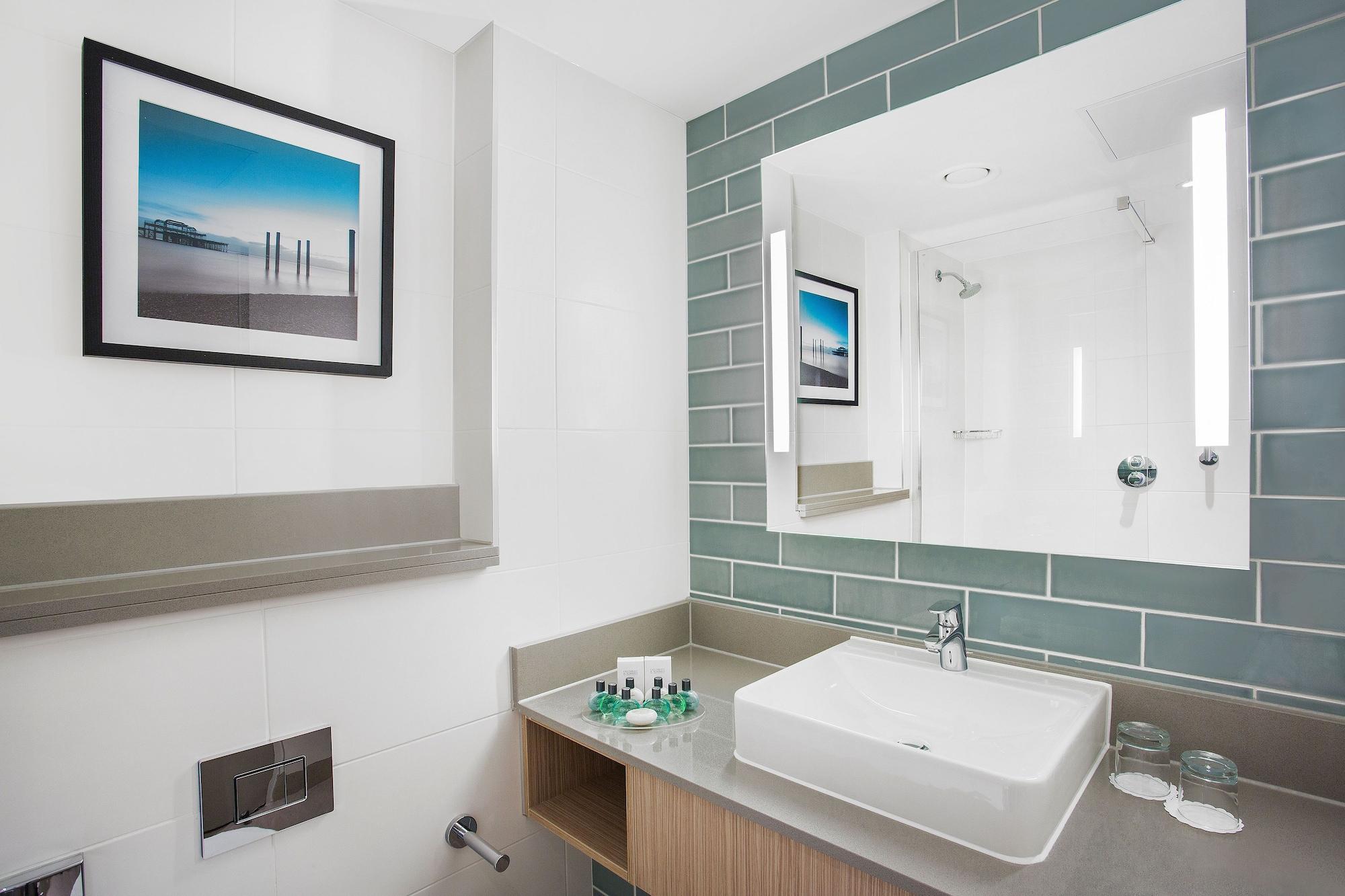 Leonardo Royal Waterfront 4* Hove