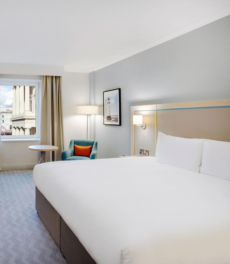 Leonardo Royal Waterfront Hotel 4*