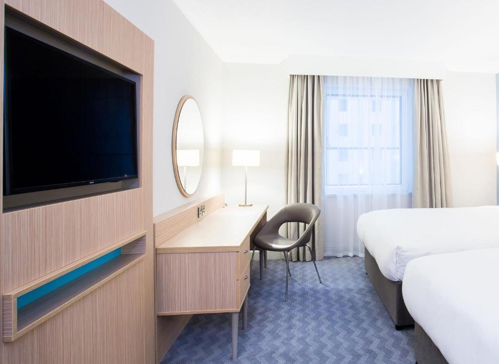 Hotel Leonardo Royal Waterfront Hove