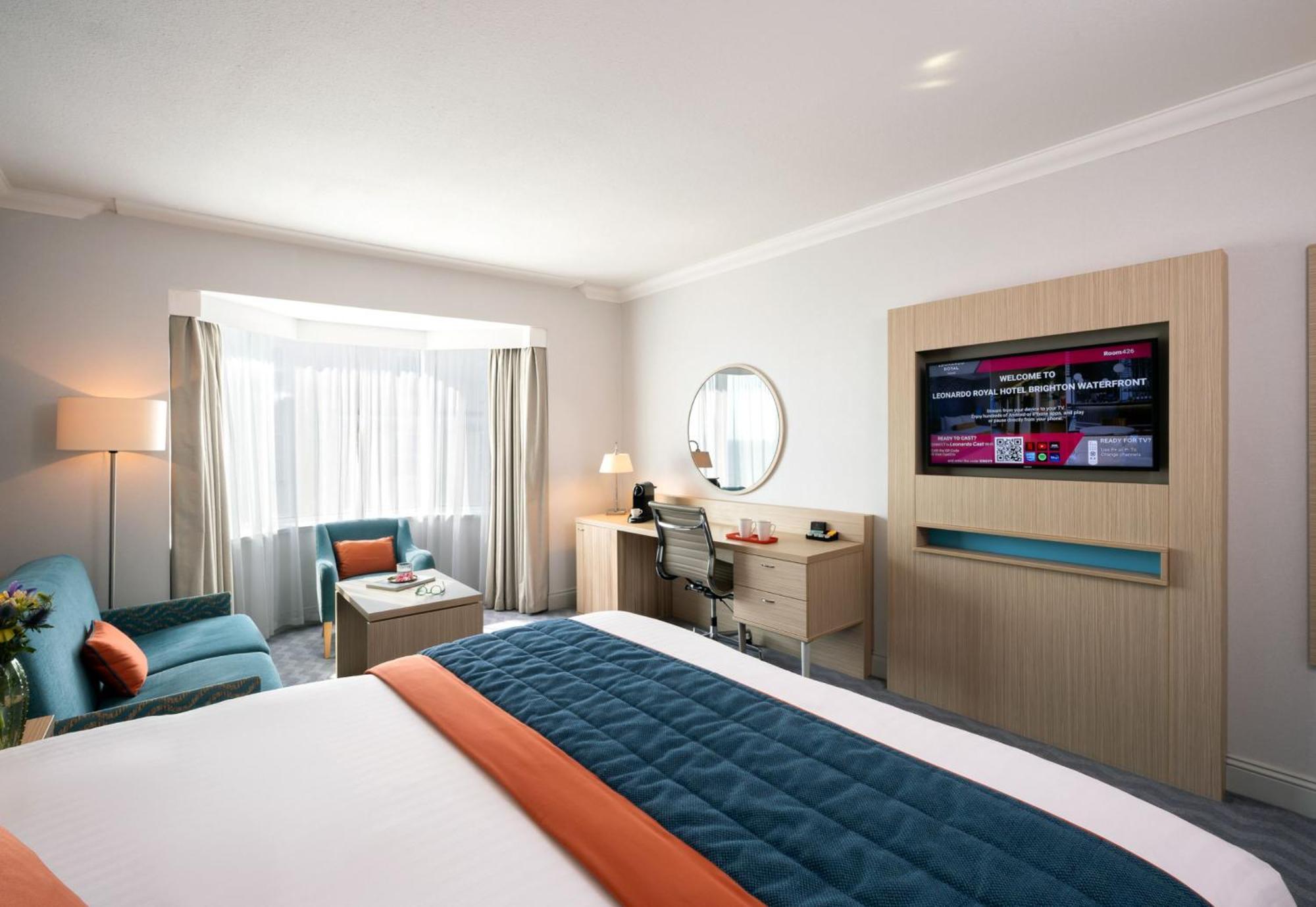 Hotel Leonardo Royal Waterfront 4*
