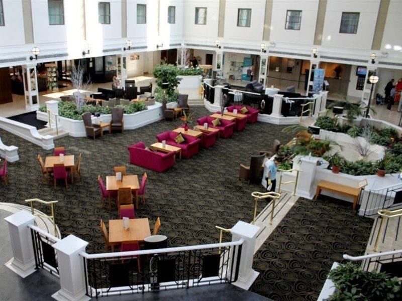 Hotel Leonardo Royal Waterfront 4*
