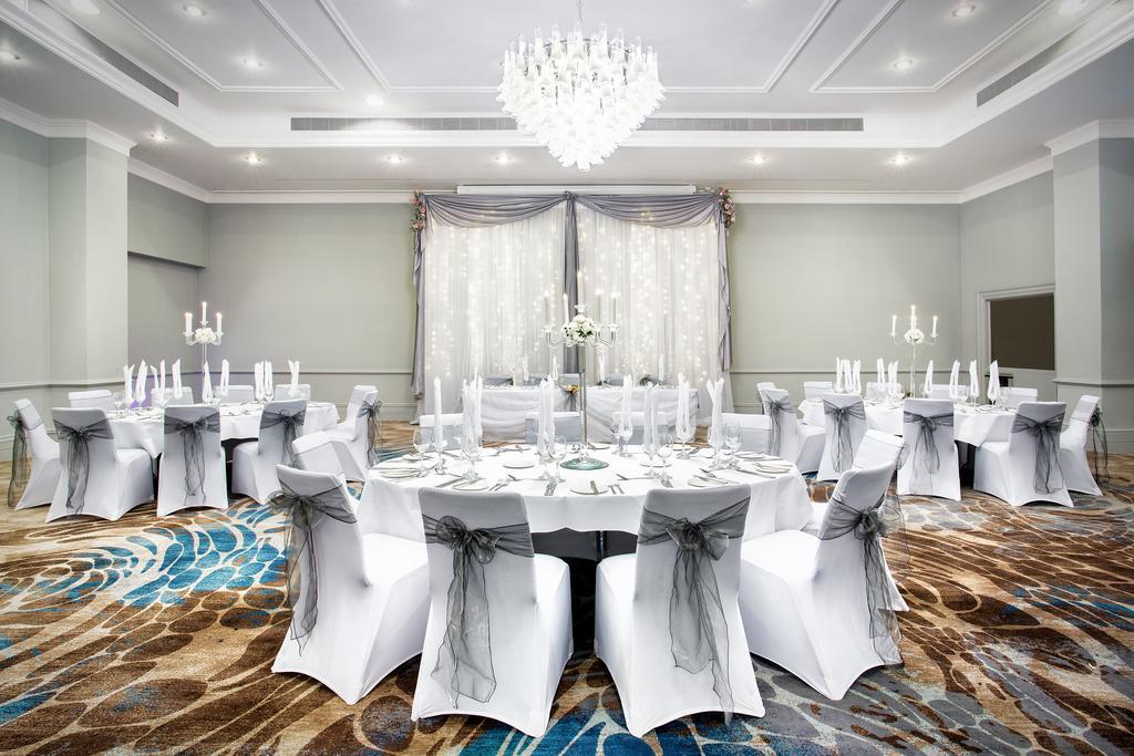 Hotel Leonardo Royal Waterfront 4*