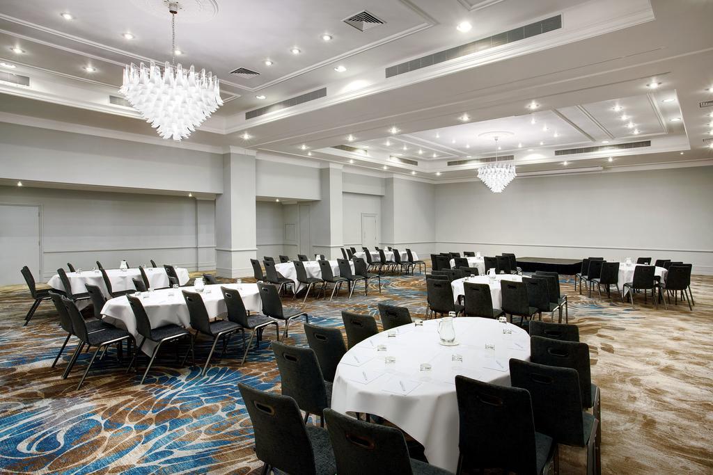 Hotel Leonardo Royal Waterfront Hove